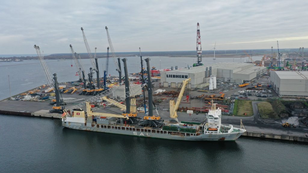 Jumbo-SAL-Alliance HLV ships Liebherr cranes to Angola