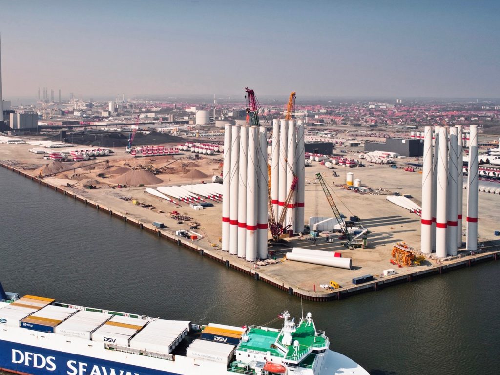 Port of Esbjerg to set up pre-assembly site for offshore wind projects