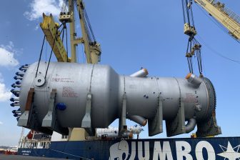 Jumbo Kinetic lifts heavy in Dos Bocas, Mexico