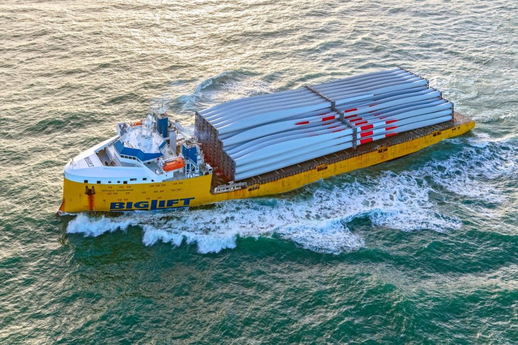 BigLift relies in synergy with Spliethoff for renewables project cargo shipments