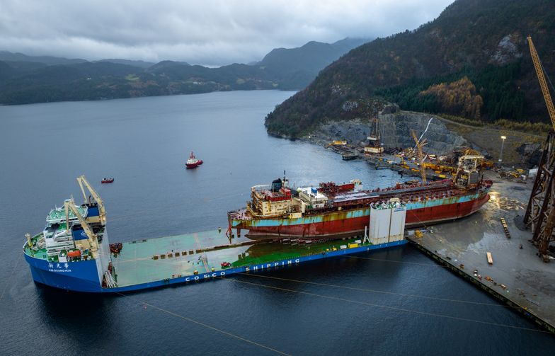 All hands on deck for largest FPSO recycling operation