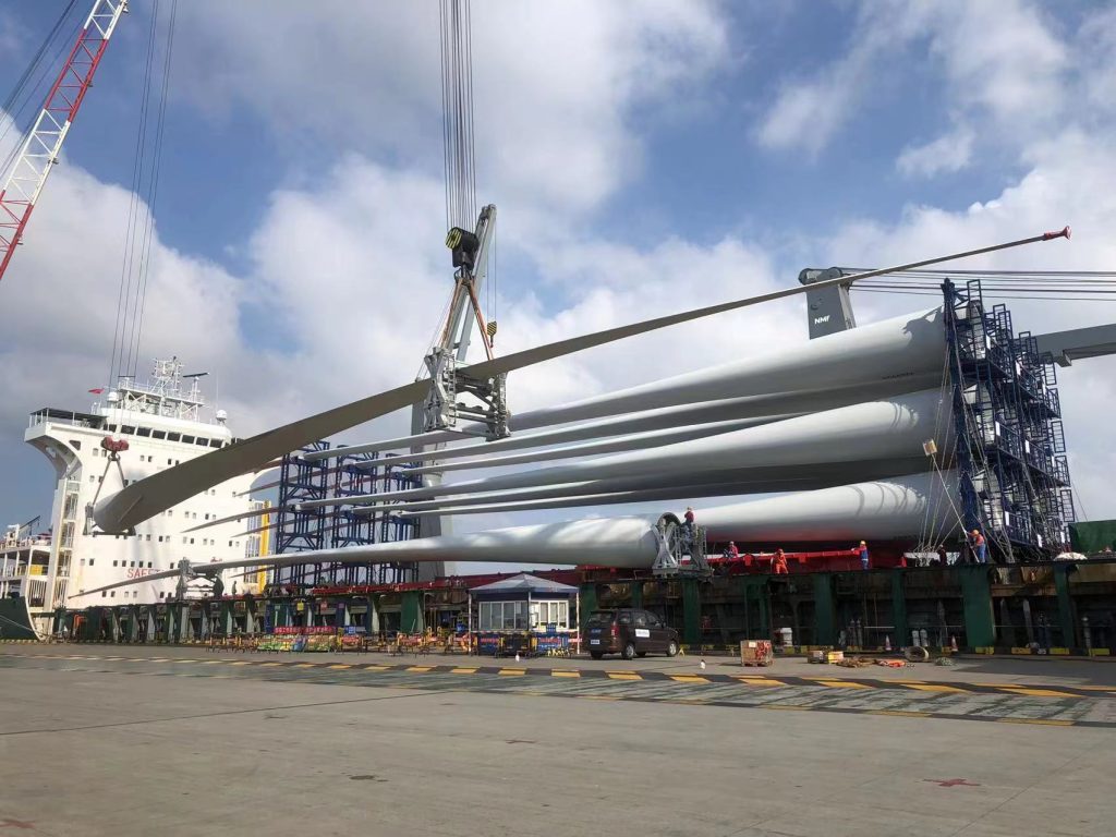 Protranser delivers wind turbine blades to Germany