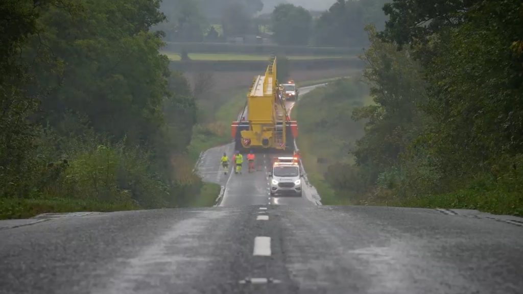 Hinkley Point C Turbine Hall crane girders reach project site