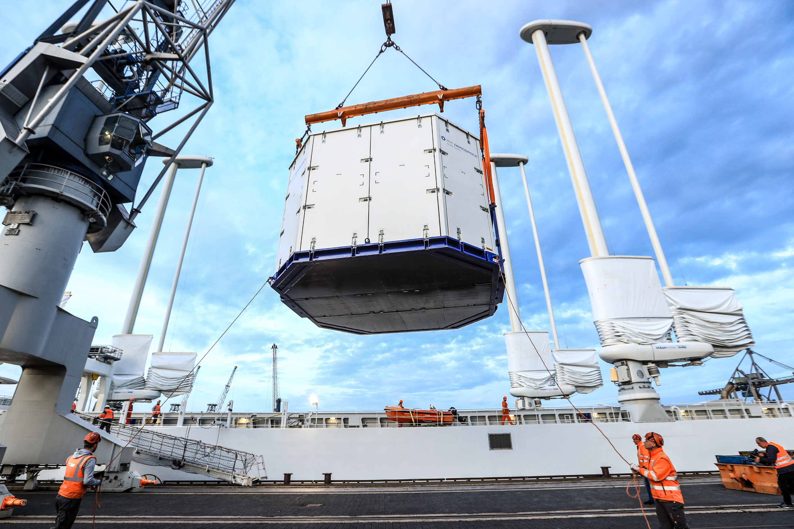 Sailing freighter Canopée loads Ariane 6 project cargo