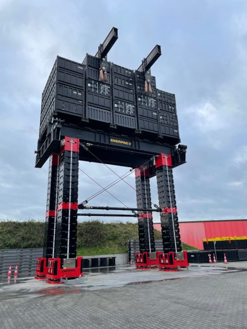 Enerpac completes load testing of its JS-260 jack-up for Lastro Heavylift