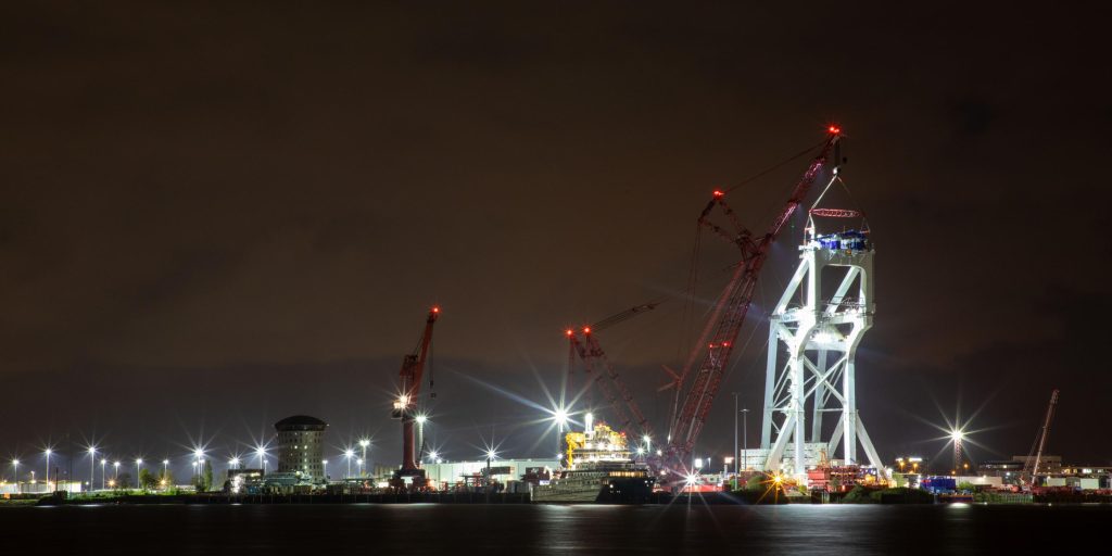 Van Oord's heavy-lift giant gets overnight transformation