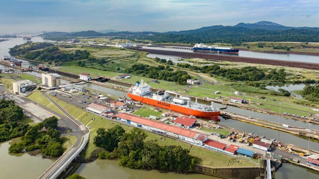 Panama Canal Authority increases draft as rainy season arrives