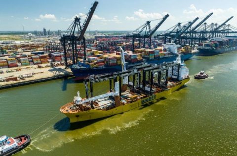 Port Houston expands hybrid-electric RTG fleet