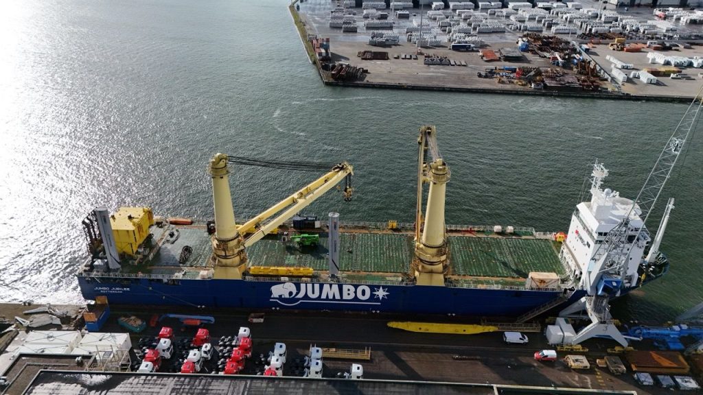 Jumbo cuts GHG emissions with mechanical sails on Jumbo Jubilee