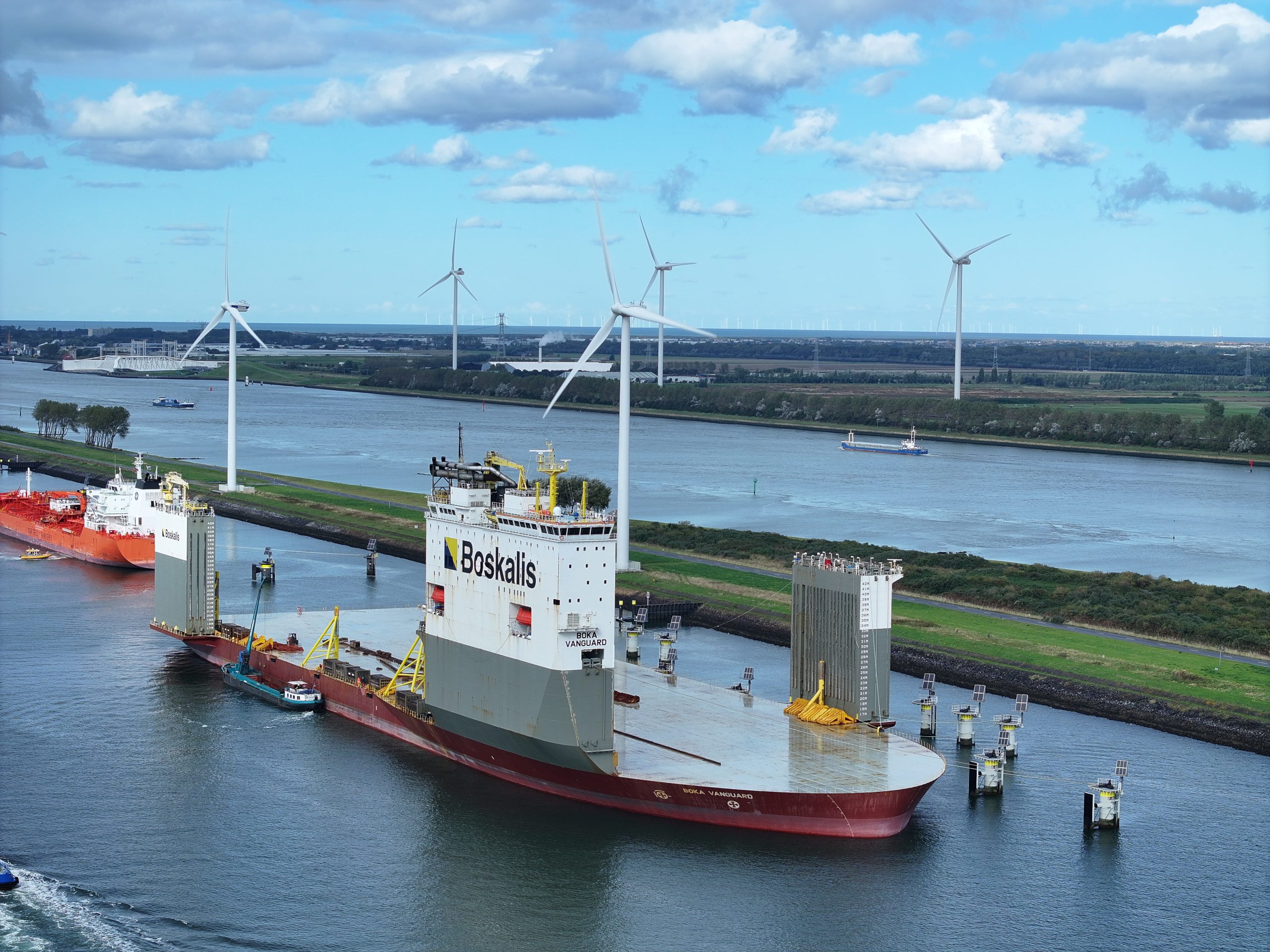 Boskalis showpiece prepares for a 'light load' of Fremantle Highway